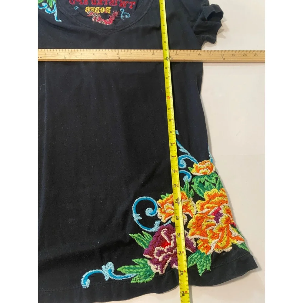 JWLA Johnny Was Black Embroidered Twisted Spur Rodeo Colorado V-Neck T-Shirt L - Picture 4 of 9